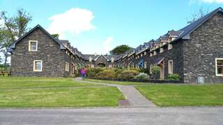 Дома для отпуска Dingle Courtyard Cottages 4 Bed Дингл Дом для отпуска-22