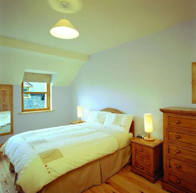 Дома для отпуска Dingle Courtyard Cottages 4 Bed Дингл-7